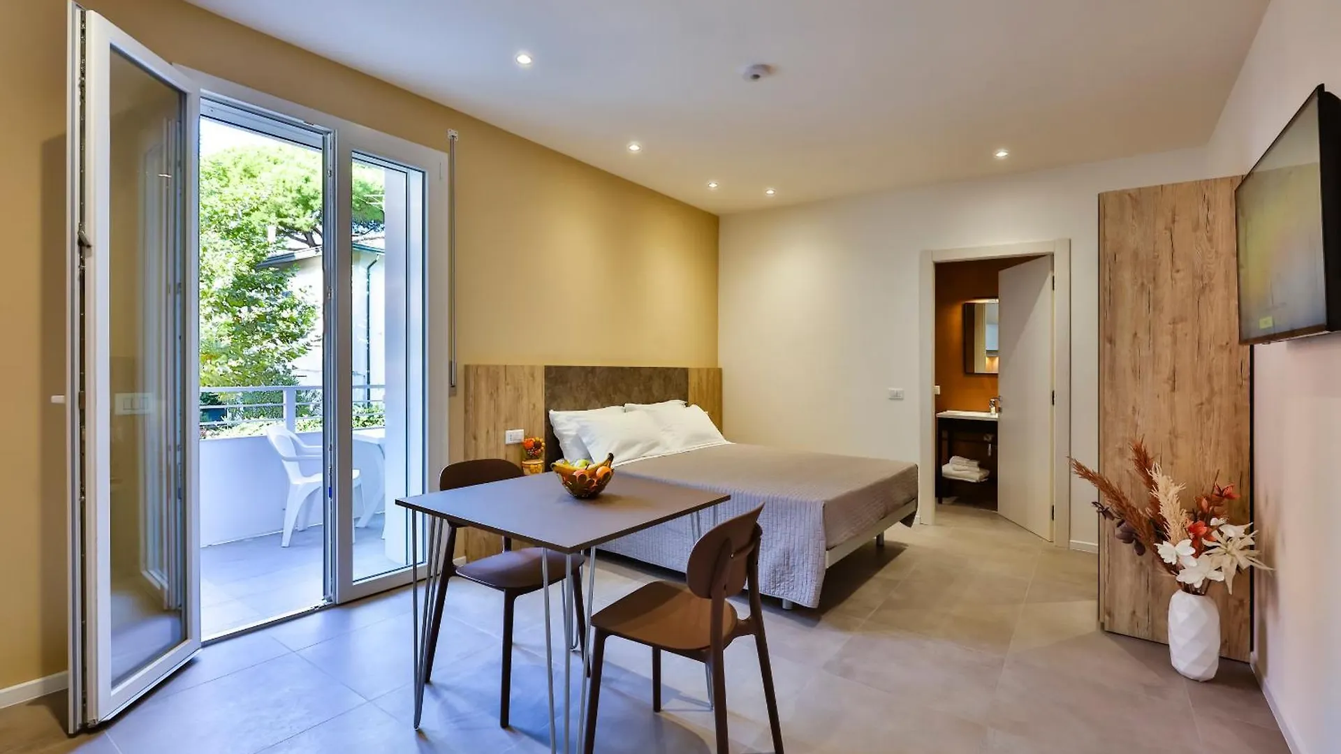 Apho Apartment Hotel Rimini