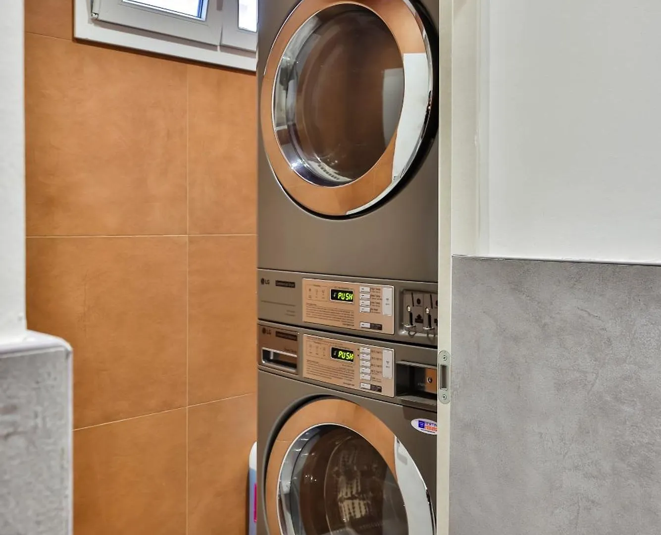 Apho Apartment Hotel Rimini 0*,